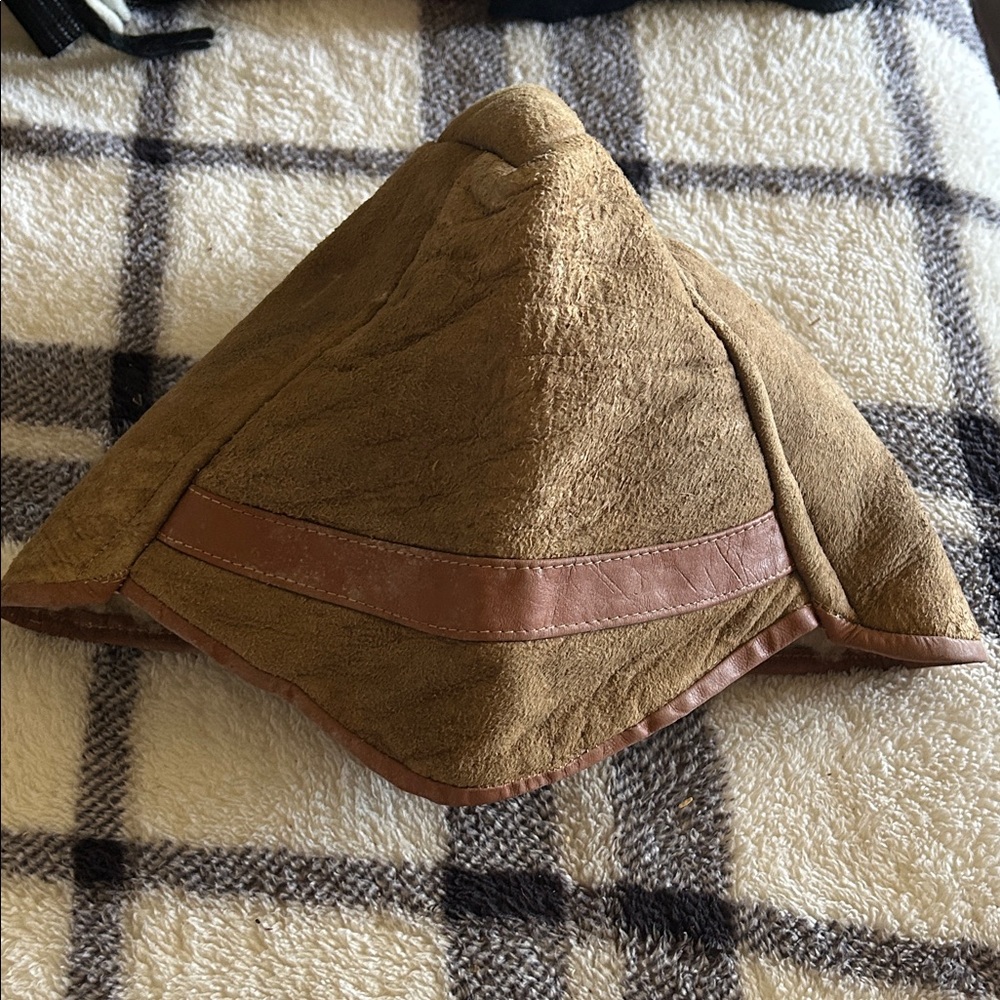 Tailor Vintage Brown Suede Hat